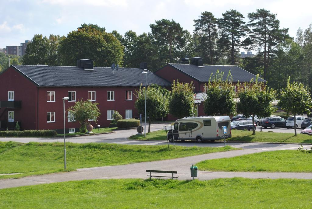 Slagsta Motell & Waerdshus Norsborg Kültér fotó